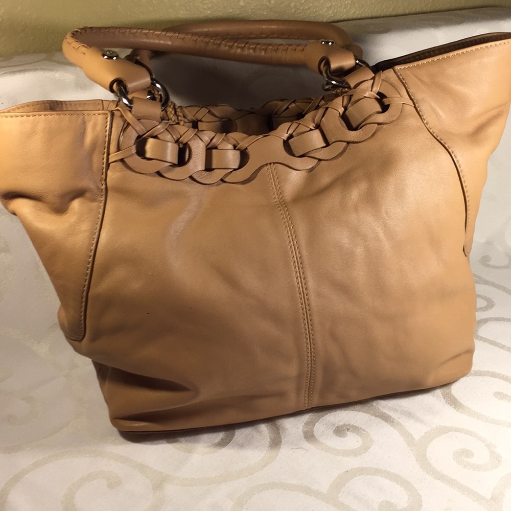 Handbag - Picture 2 of 6